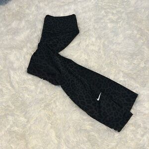 Nike dry fit leggings